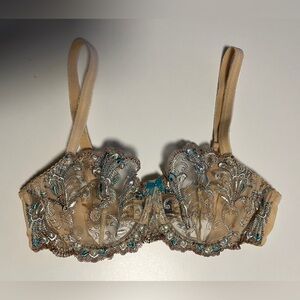 Le Vernis 36B UK 80B EUR Cream/Blue Lace Unlined Bra Balconette